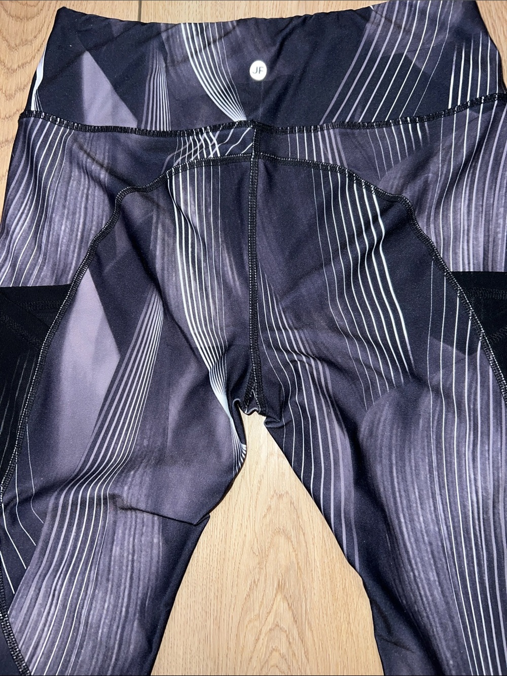 Joe Fresh Black Leggings with White Pinstripes - Picture 12 of 13